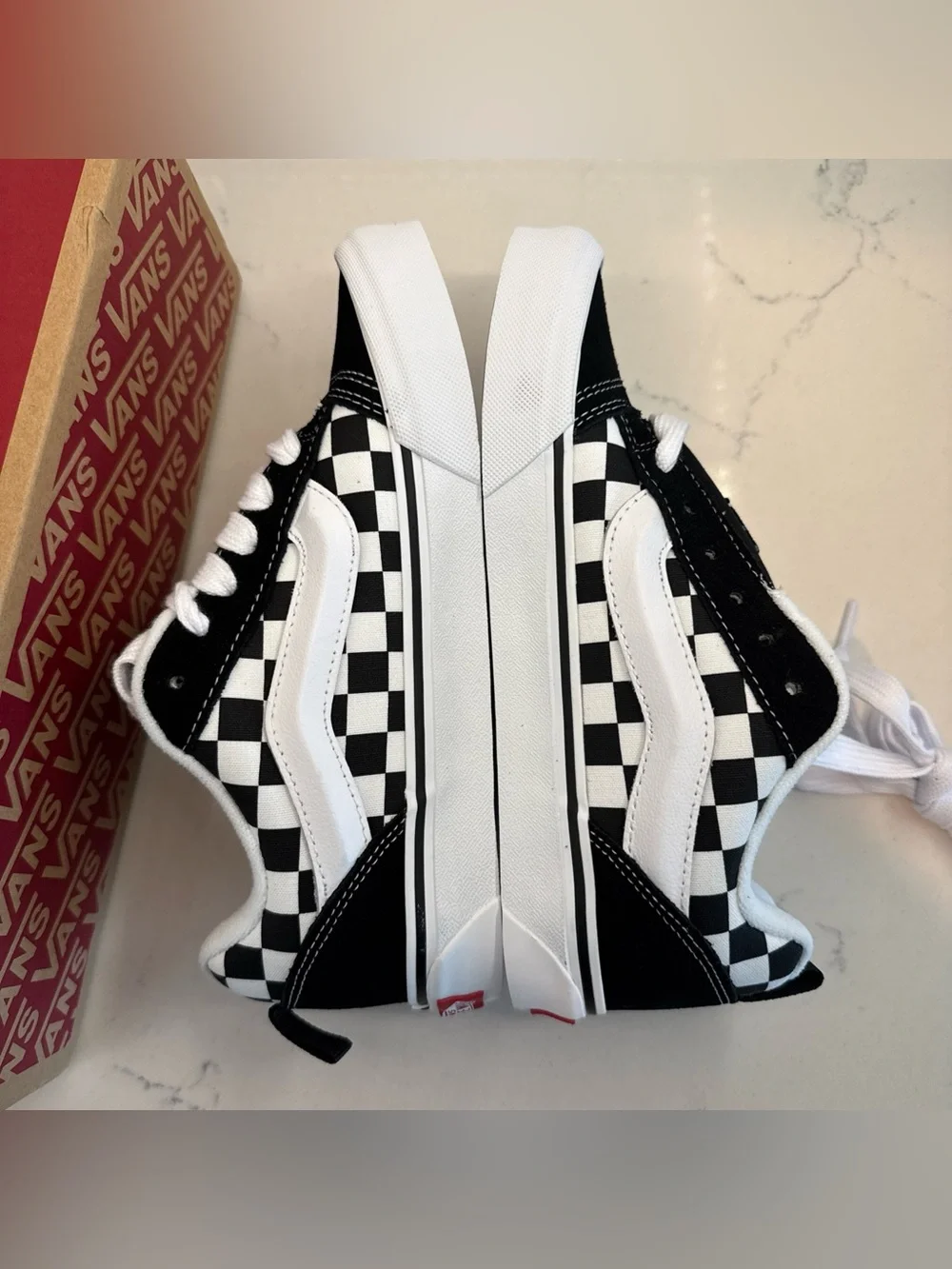 New Vans Knu Skool Skate Shoe Size 5.5 Y Men’s Black White Check Lace Up Sneaker